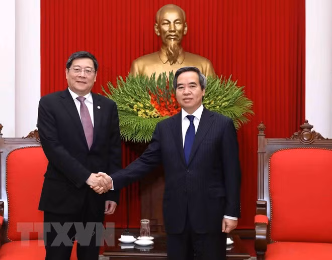 Dirigente partidista vietnamita insta a mayor cooperación con provincia china de Hunan ảnh 1