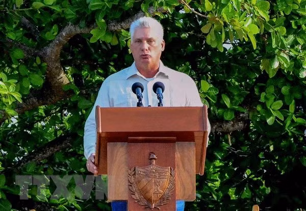 Presidente de Cuba iniciará este jueves visita oficial de tres días a Vietnam ảnh 1