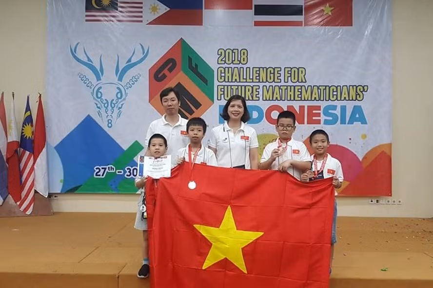 Vietnam triunfa en competencia de matemática en Indonesia ảnh 1