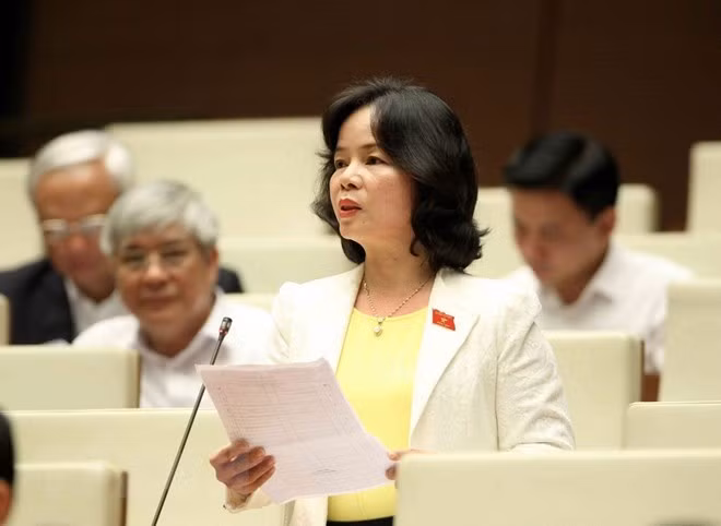 Asamblea Nacional de Vietnam revisa proyectos de leyes de Educación y Gestión Tributaria ảnh 1