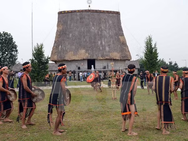 Cultura de etnias minoritarias de Tay Nguyen brilla en Hanoi ảnh 1 Cultura de etnias minoritarias de Tay Nguyen brilla en Hanoi ảnh 1