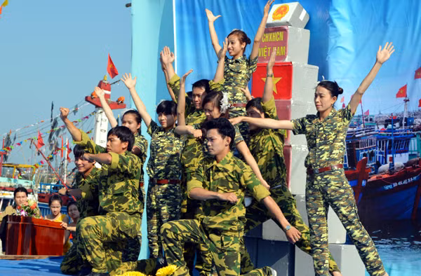Amplio abanico de actividades culturales en Vietnam por el Año del Mono ảnh 1