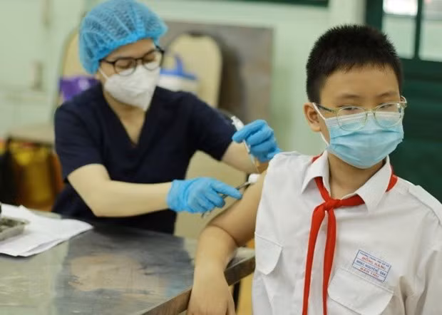 Vietnam registra más de dos mil nuevos casos de COVID-19 ảnh 1 Vietnam registra más de dos mil nuevos casos de COVID-19 ảnh 1