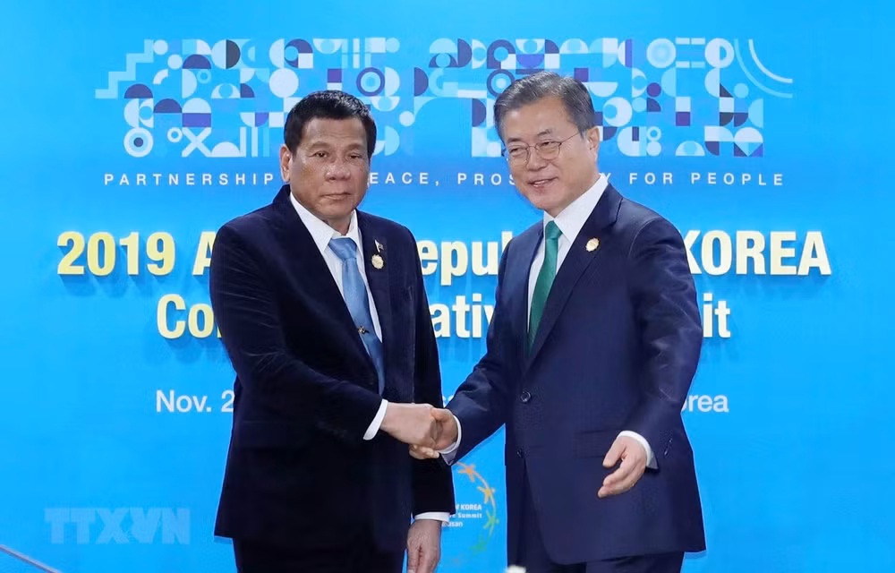 Corea del Sur intensifica lazos en defensa con Filipinas y Singapur ảnh 1