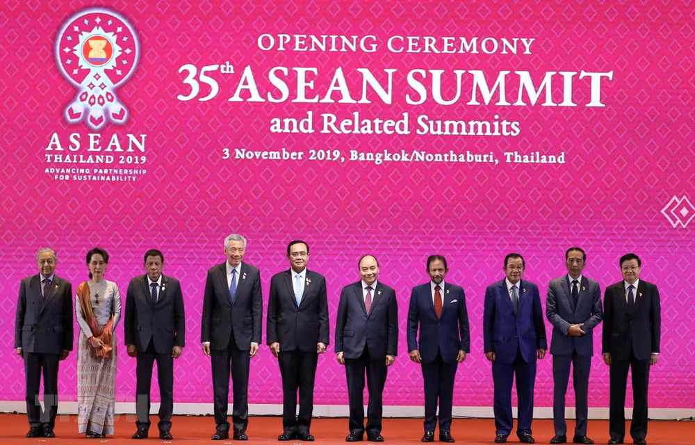 Vietnam asiste a la XXXV Cumbre de la ASEAN ảnh 1
