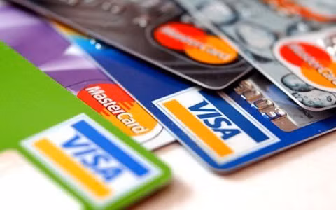 Proponen en Vietnam reducir tarifas para tarjetas bancarias internacionales ảnh 1
