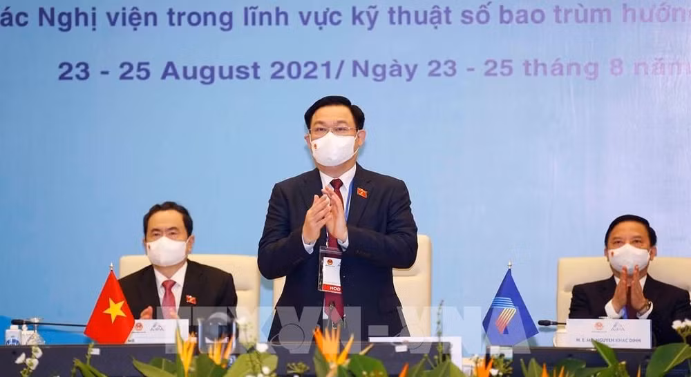 Vietnam llama a Comunidad de ASEAN a unirse en respuesta al COVID-19 ảnh 1