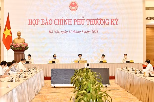 Vietnam continúa acelerando la vacunación masiva contra el COVID-19 ảnh 1