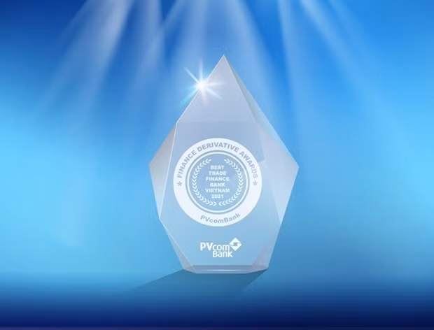 Banco vietnamita PVcomBank gana prestigiosos premios internacionales ảnh 1