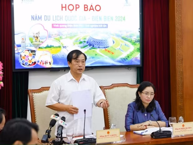 Numerosos programas y eventos resaltan "La gloria de Dien Bien Phu" ảnh 2 Numerosos programas y eventos resaltan "La gloria de Dien Bien Phu" ảnh 2