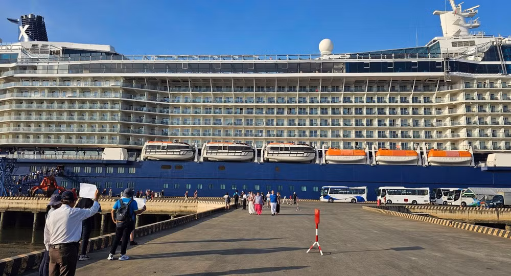 Vietnam registra aumento de turistas extranjeros por vía marítima ảnh 1