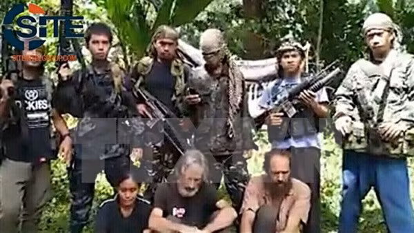 Abu Sayyaf libera a marineros malasios secuestrados ảnh 1
