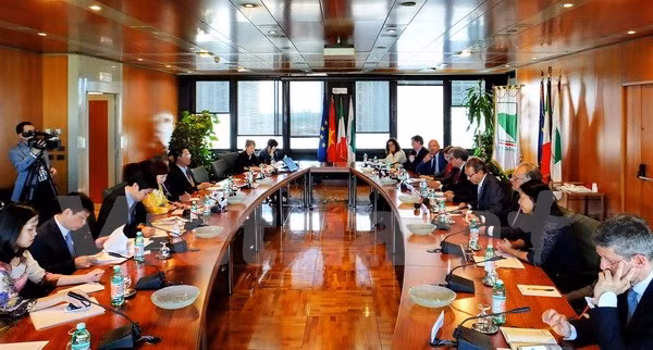 Impulsan cooperación comercial entre Vietnam y región italiana Emilia Romaña ảnh 1