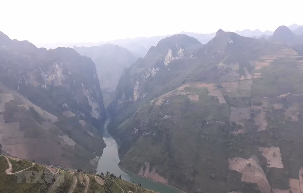Atrae Meseta Rocosa de Dong Van turistas a provincia de Ha Giang ảnh 1 Atrae Meseta Rocosa de Dong Van turistas a provincia de Ha Giang ảnh 1