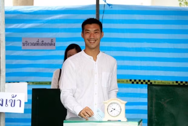 Anuncia presidente del partido Futuro Delante de Tailandia que formará nuevo gobierno ảnh 1