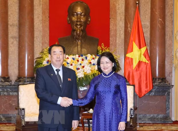 Llama vicepresidenta de Vietnam a fortalecer nexos judiciales con Corea del Norte ảnh 1