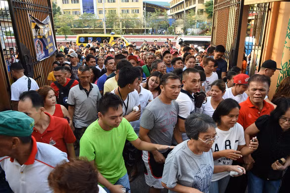 Realizan en Filipinas elecciones de medio término ảnh 1