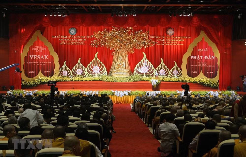 Con solemne ceremonia inauguran Día de Vesak de las Naciones Unidas 2019 ảnh 1