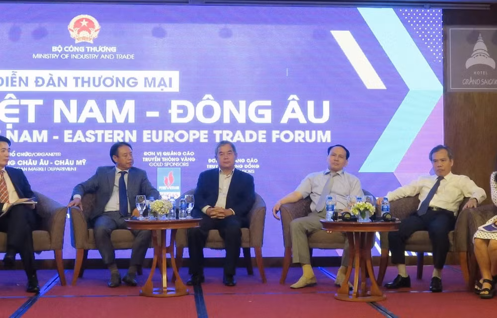Promueven en Vietnam ampliación del comercio con países de Europa Oriental ảnh 1