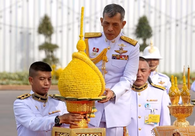 Maha Vajiralongkorn se corona rey de Tailandia ảnh 1 Maha Vajiralongkorn se corona rey de Tailandia ảnh 1