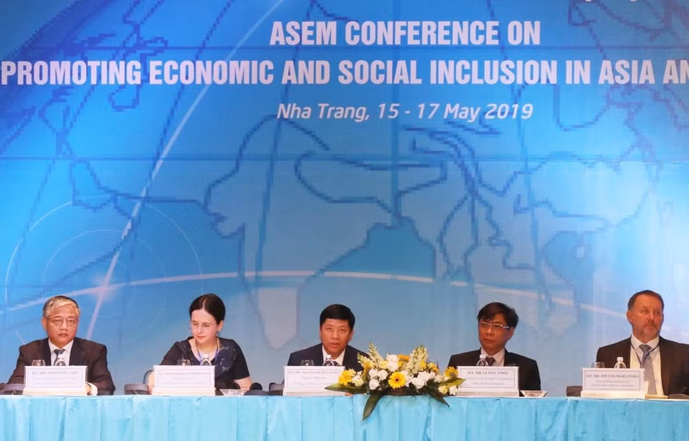 Efectúan en Vietnam conferencia de la ASEM sobre desarrollo inclusivo ảnh 1 Efectúan en Vietnam conferencia de la ASEM sobre desarrollo inclusivo ảnh 1
