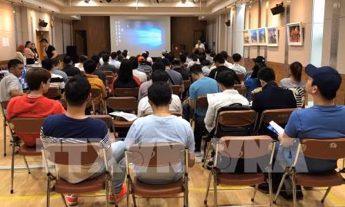 Efectúan encuentro de asesoramiento legal para trabajadores vietnamitas en Corea del Sur ảnh 1 Efectúan encuentro de asesoramiento legal para trabajadores vietnamitas en Corea del Sur ảnh 1