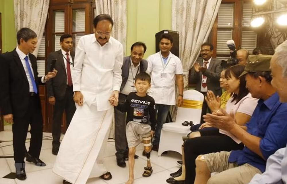 Vicepresidente indio inaugura taller de prótesis Jaipur Foot en Vietnam ảnh 1 Vicepresidente indio inaugura taller de prótesis Jaipur Foot en Vietnam ảnh 1