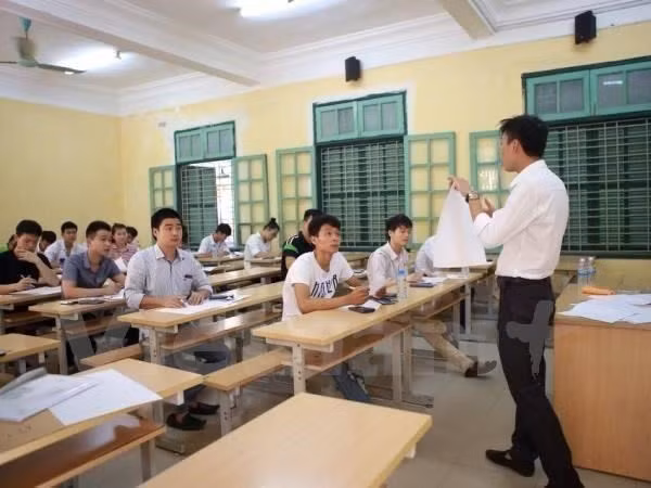 Debaten en Vietnam desafíos de la educación universitaria en la comunidad francófona ảnh 1 Debaten en Vietnam desafíos de la educación universitaria en la comunidad francófona ảnh 1