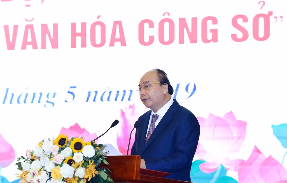 Premier vietnamita lanza movimiento de promoción de cultura en oficinas públicas ảnh 1 Premier vietnamita lanza movimiento de promoción de cultura en oficinas públicas ảnh 1