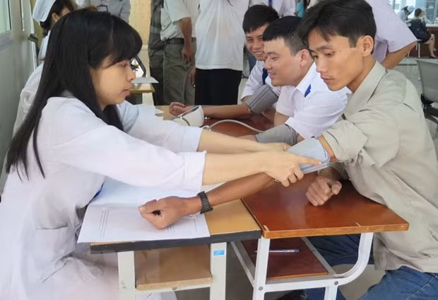 Lanzan en Vietnam mes de acción para combatir el exceso de colesterol ảnh 1