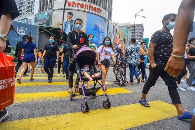 Malasia registra mayor número de nuevos casos diarios del COVID-19 ảnh 1