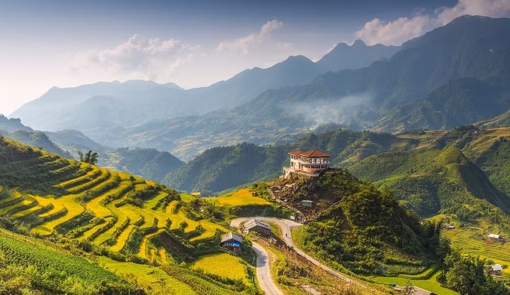 Lanzan diversos recorridos durante asueto por Día Nacional de Vietnam ảnh 2