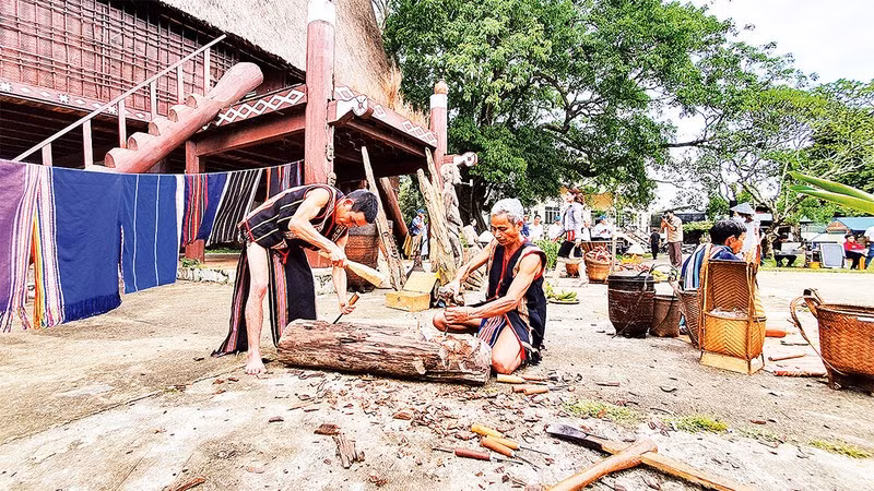 Despiertan potencial de turismo comunitario en provincia vietnamita de Kon Tum ảnh 2