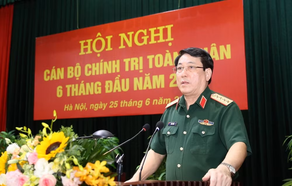 Fortalecen tareas políticas e ideológicas en el Ejército Popular de Vietnam ảnh 1