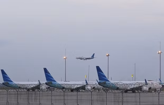 Industria de aviación de Indonesia comenzará a recuperarse en 2022 ảnh 1