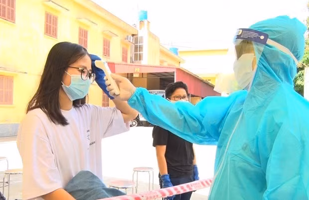 Reporta Vietnam tres nuevos casos de COVID-19, todos importados ảnh 1