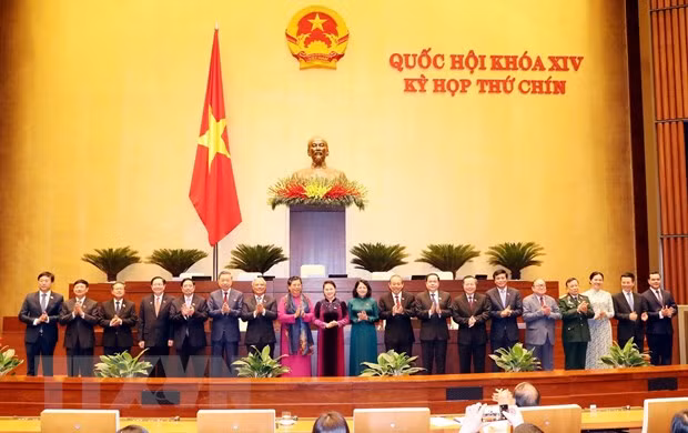 Parlamento de Vietnam aprueba resolución sobre miembros del Consejo Electoral Nacional ảnh 1 Parlamento de Vietnam aprueba resolución sobre miembros del Consejo Electoral Nacional ảnh 1