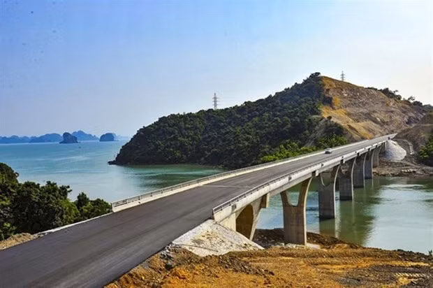 Provincia vietnamita de Quang Ninh encabeza índices de mejoría de administración pública ảnh 1