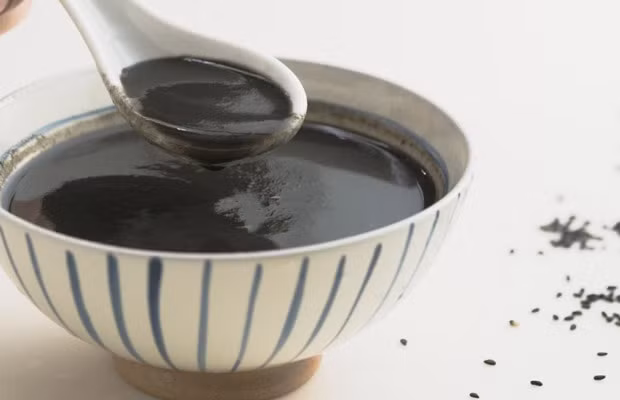 Dulce de sésamo negro de Hoi An deleita a comensales ảnh 1