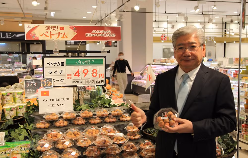 Empresa japonesa de AEON aprecia calidad de lichi vietnamita ảnh 1
