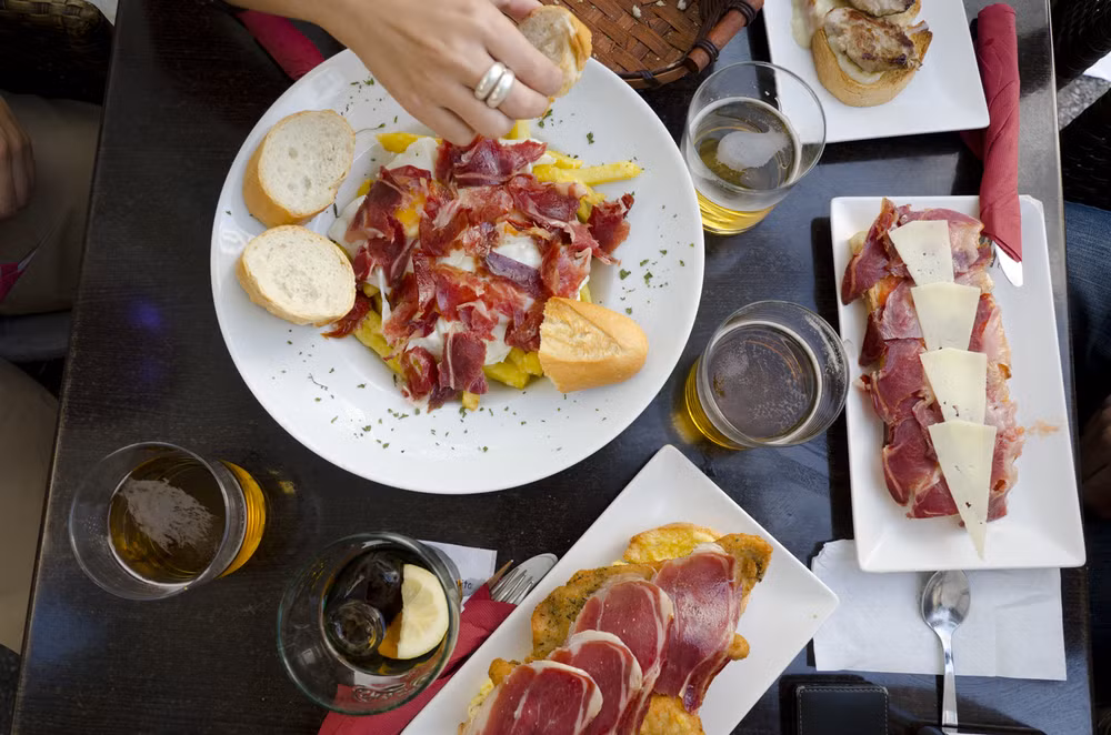 Popularizarán gastronomía española en Hanoi ảnh 1