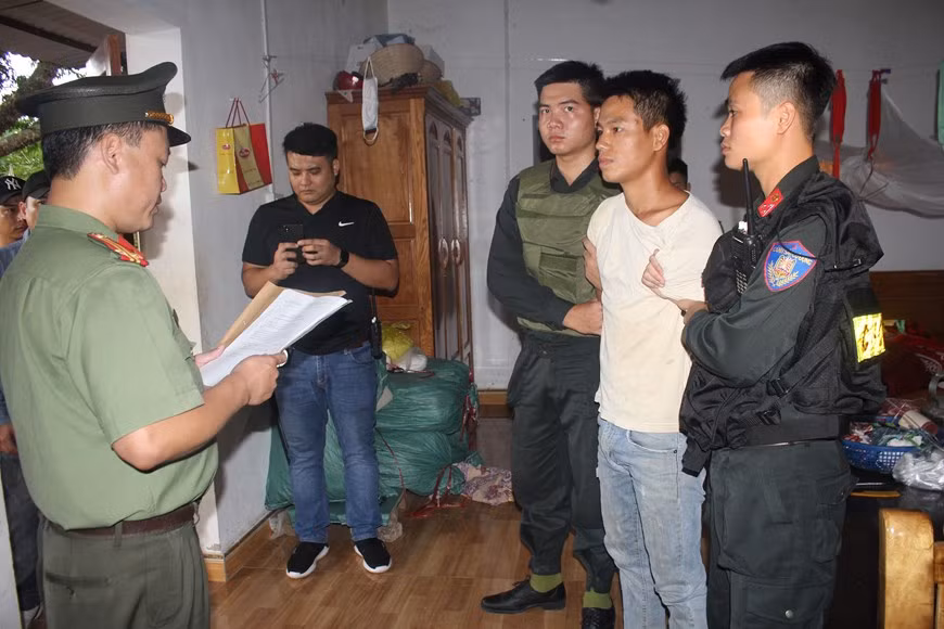 Detienen en Vietnam a dos propagandistas contra el Estado ảnh 1 Detienen en Vietnam a dos propagandistas contra el Estado ảnh 1