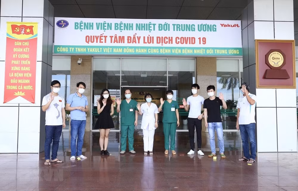 Recuperados otros nueve pacientes del COVID-19 en Vietnam ảnh 1