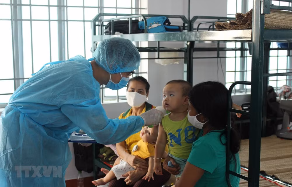 Vietnam suma otro día sin nuevos casos del COVID-19 en la comunidad ảnh 1