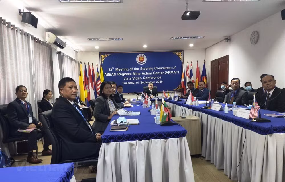 Sesiona XIII reunión del Comité Directivo del Centro Regional de Acción Antiminas de ASEAN ảnh 1
