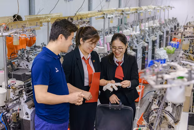 Experto de FMI resalta resiliencia de la economía de Vietnam ảnh 2