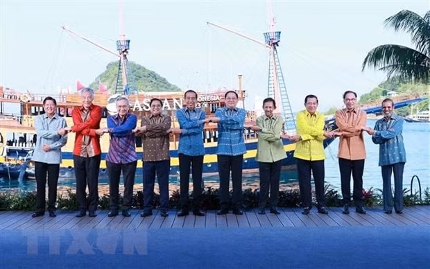 Improntas de Vietnam en construcción de Comunidad de ASEAN unida ảnh 4