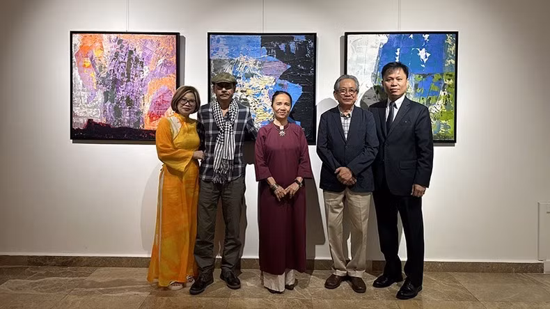 Exposición artística marca relaciones Vietnam - Mongolia ảnh 1