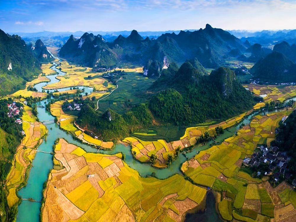 Lanzan nuevo tour por Geoparque Mundial Non Nuoc Cao Bang en Vietnam ảnh 1