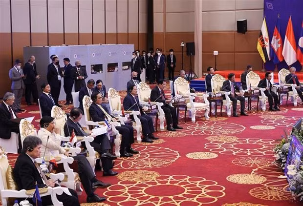 Experto canadiense: Papel positivo de Vietnam genera impulso para ASEAN ảnh 1
